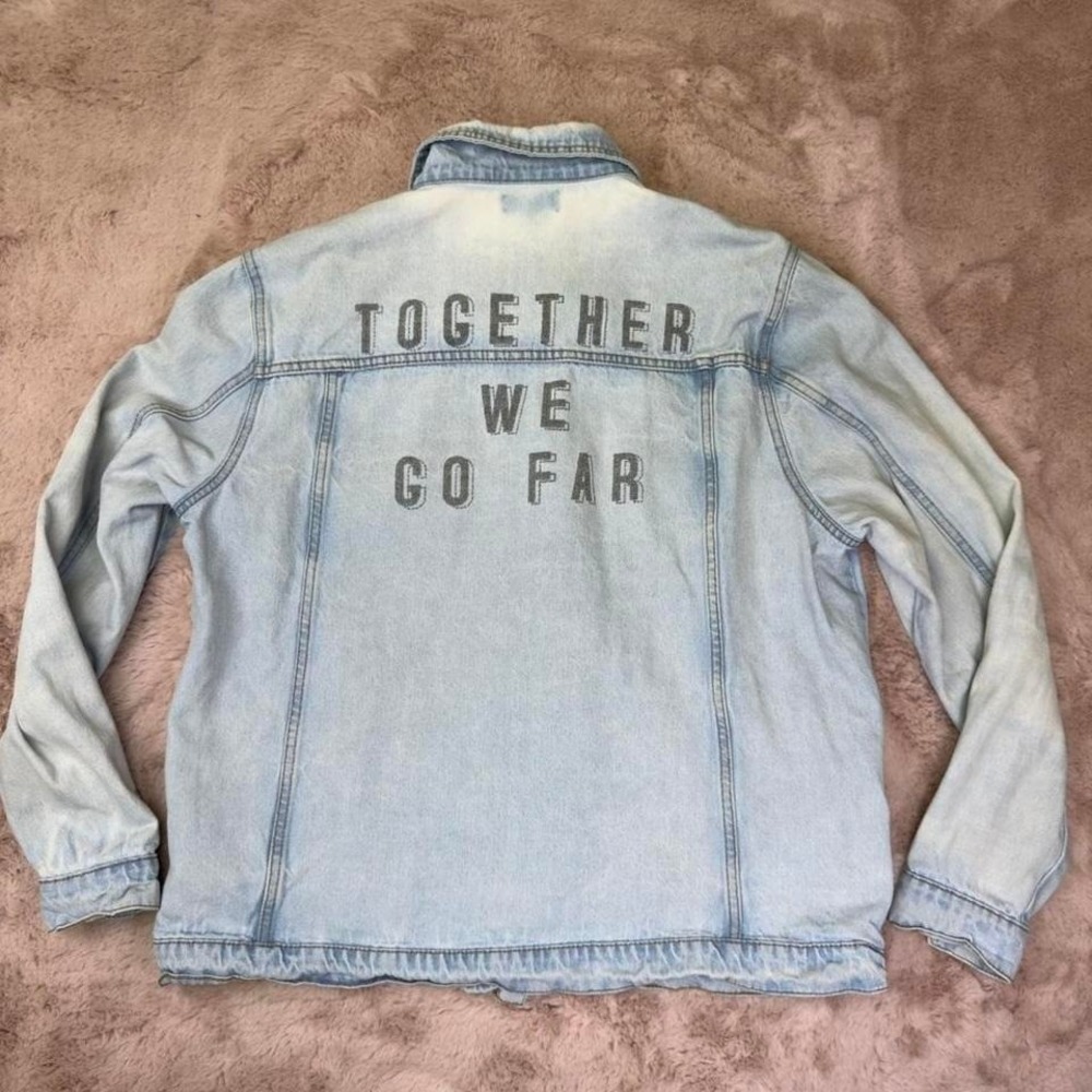 Peloton Denim Jacket Light Wash Graphic‎ Back 'Together We Go Far' Oversized XL